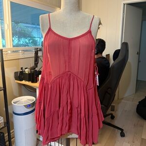 Forever 21 Red Sleeveless Top